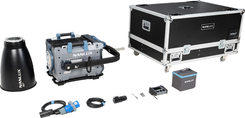 NANLUX EVOKE 5000B SPOT LIGHT IN FLIGHT CASE WITH 30° REFLECTOR
