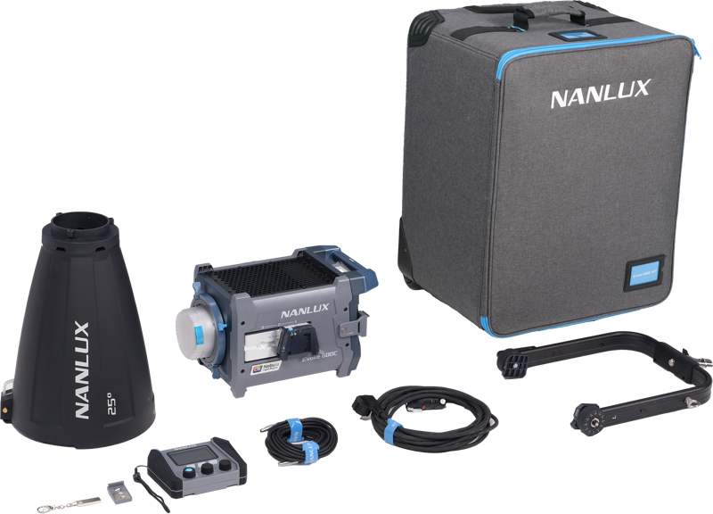 NANLUX Evoke 600C LED Full-color Spot Light with trolley case