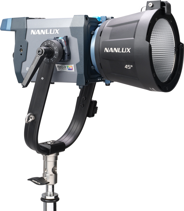 NANLUX Evoke 150C LED Full-color Spot Light with case