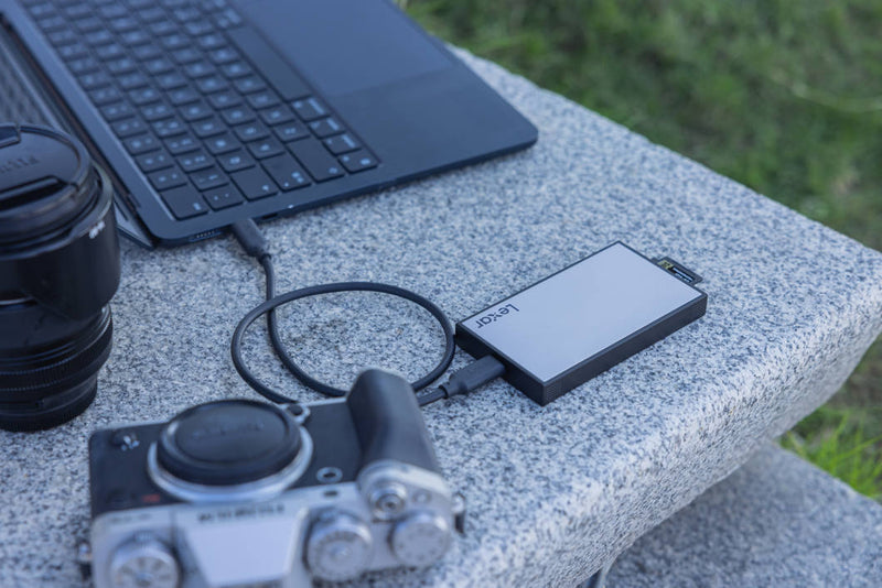 LEXAR DUAL SD CARD READER (USB 3.2)