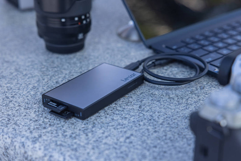 LEXAR DUAL SD CARD READER (USB 3.2)