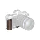 SmallRig 5563 L-Shaped Mount Plate med Wooden Handle til OM SYSTEM OM-3