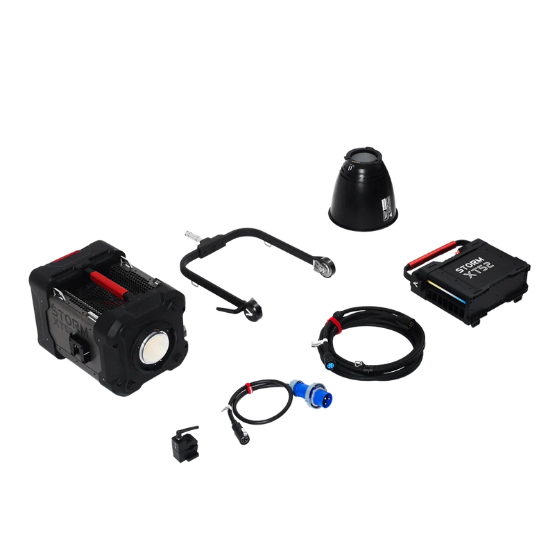 APUTURE STORM XT52